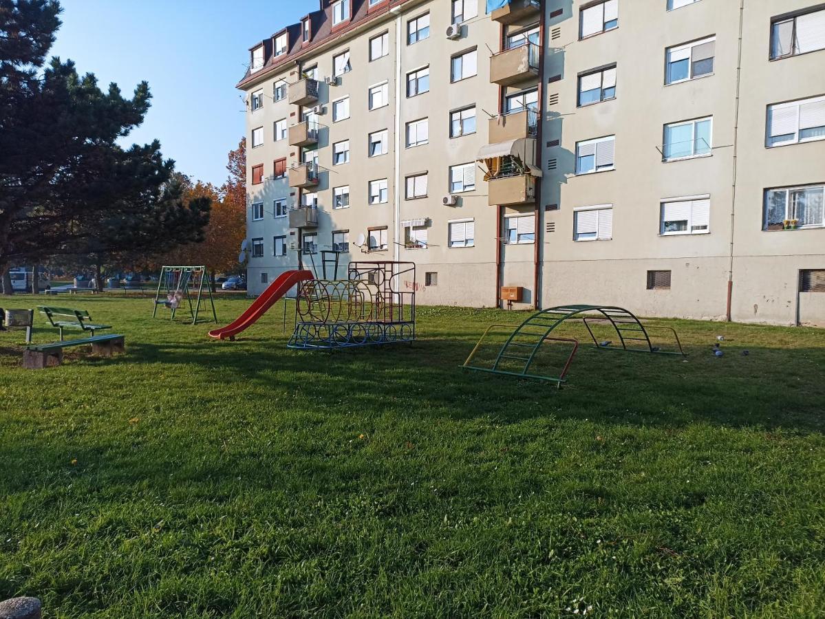 Čakovec Apartment Close2Park *** מראה חיצוני תמונה